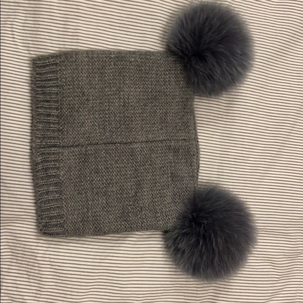 Gray knit hat